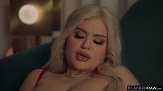 Blonde wife tries BBC xxx video