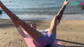 Vallery Ray beach yoga stretch xxx video